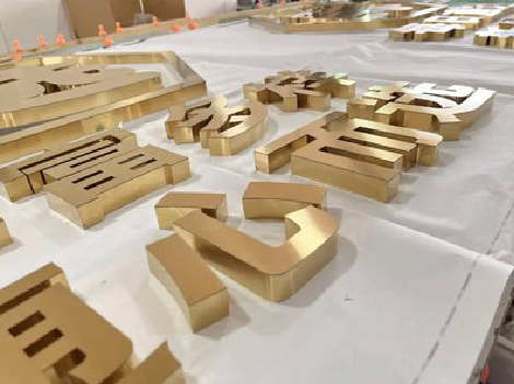 淅川拉丝不锈钢字的特点。